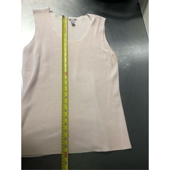 Chico’s Women’s Light Pale Pink Sweater Tank Size 1 M(8) - Picture 5 of 6